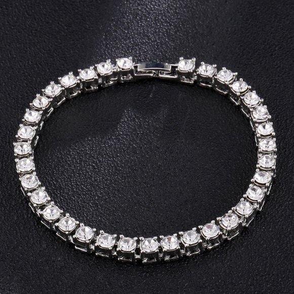 Women Silver Tennis Bracelet White CZ 8" - NEW - Picture 3 of 5